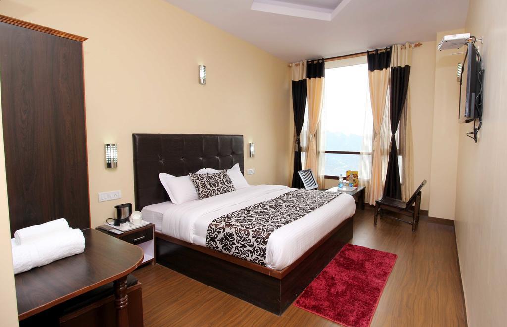 The Grand Welcome Hotell Shimla Rum bild