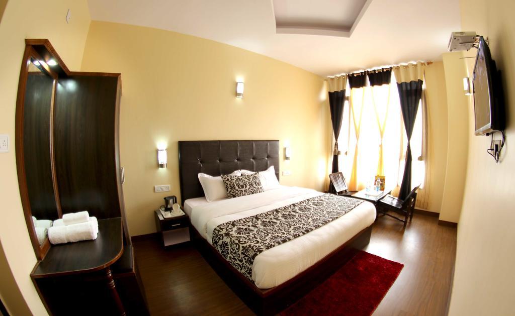 The Grand Welcome Hotell Shimla Rum bild