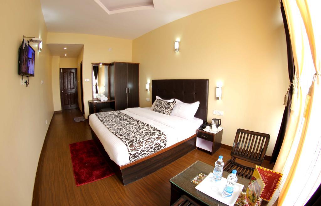 The Grand Welcome Hotell Shimla Rum bild