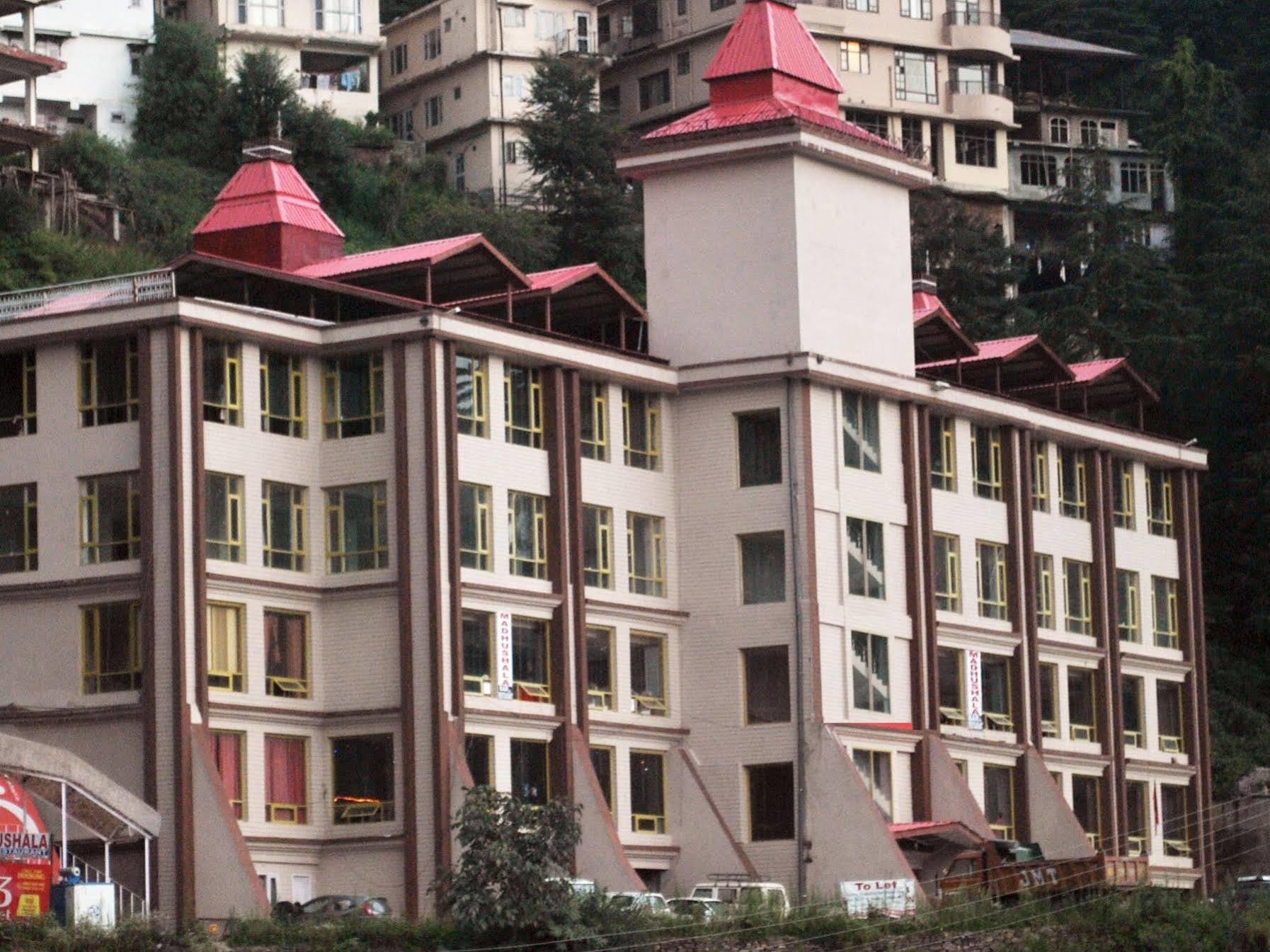 The Grand Welcome Hotell Shimla Exteriör bild